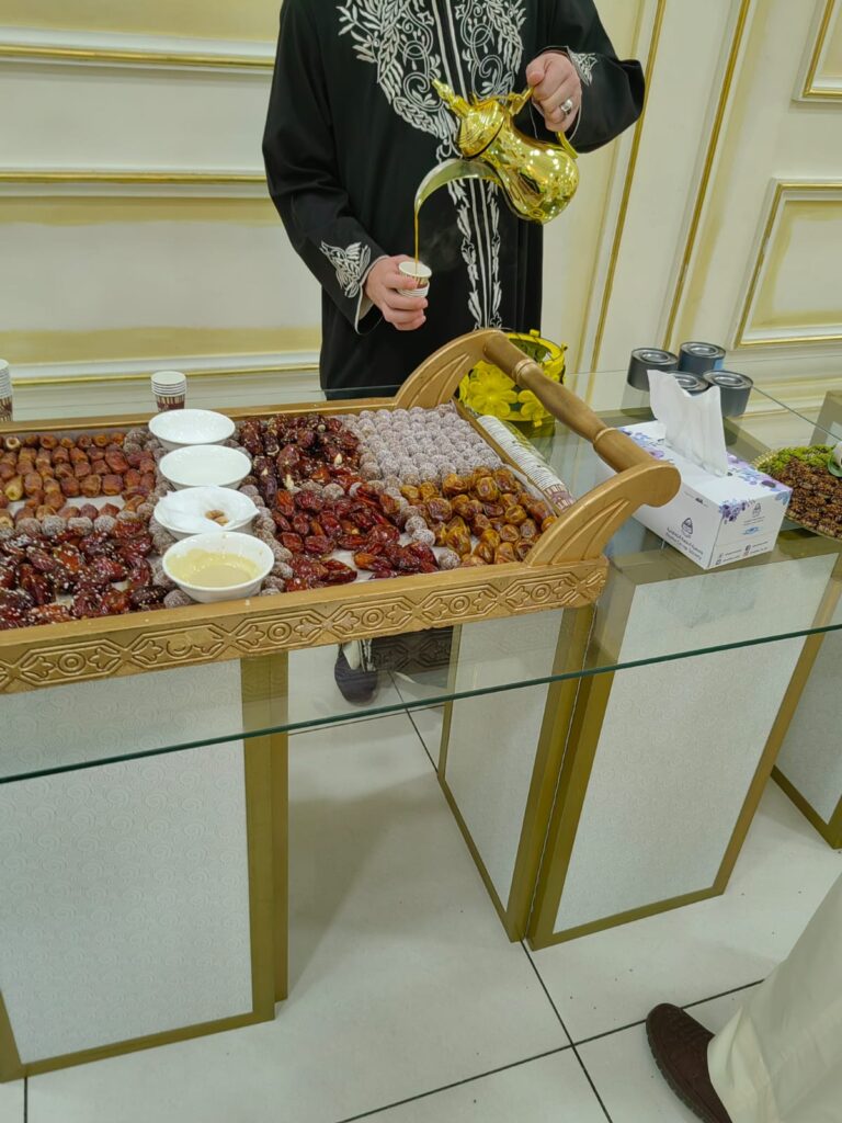 خدمة شاي وقهوة عزاء بالكويت